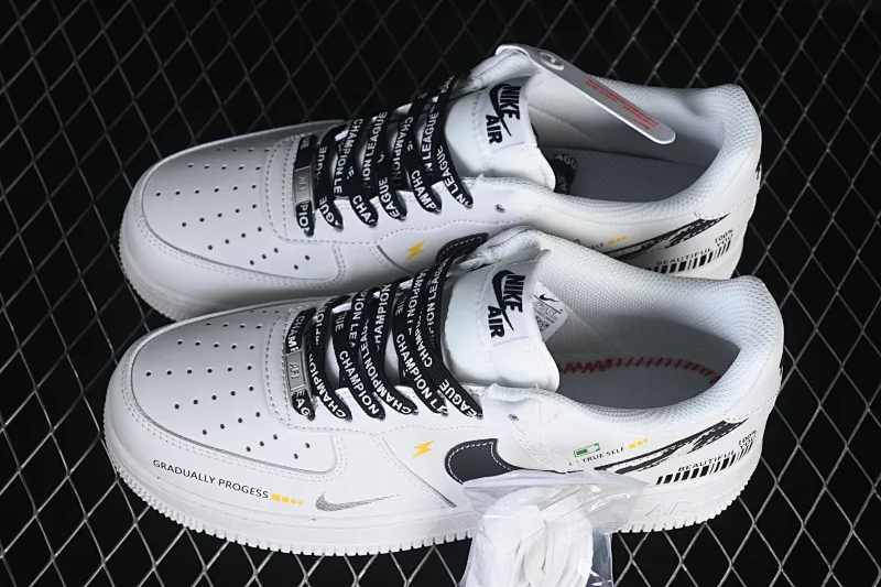 All categories Nk Air Force 1 Air Force series Nk Air Force 1 Low Air Force low-top Nike Air Force 1 '07 Low White and black barcode Air Force 1 low-top casual sneakers JP8028-072